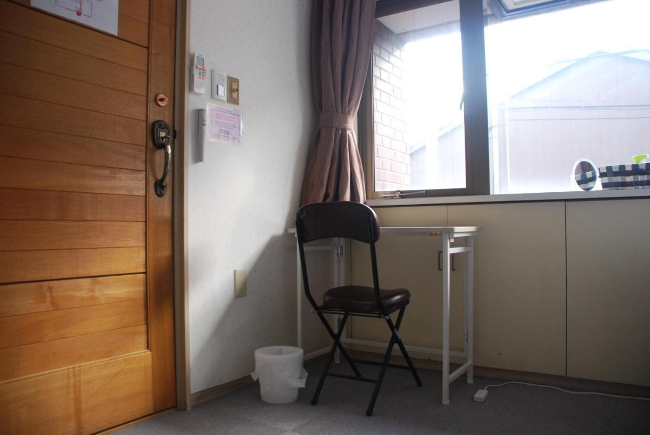Tiny Guesthouse Umekoji 梅小路 เกียวโต ภายนอก รูปภาพ